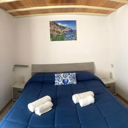 Apartment La Dimora Del Marinaio - *